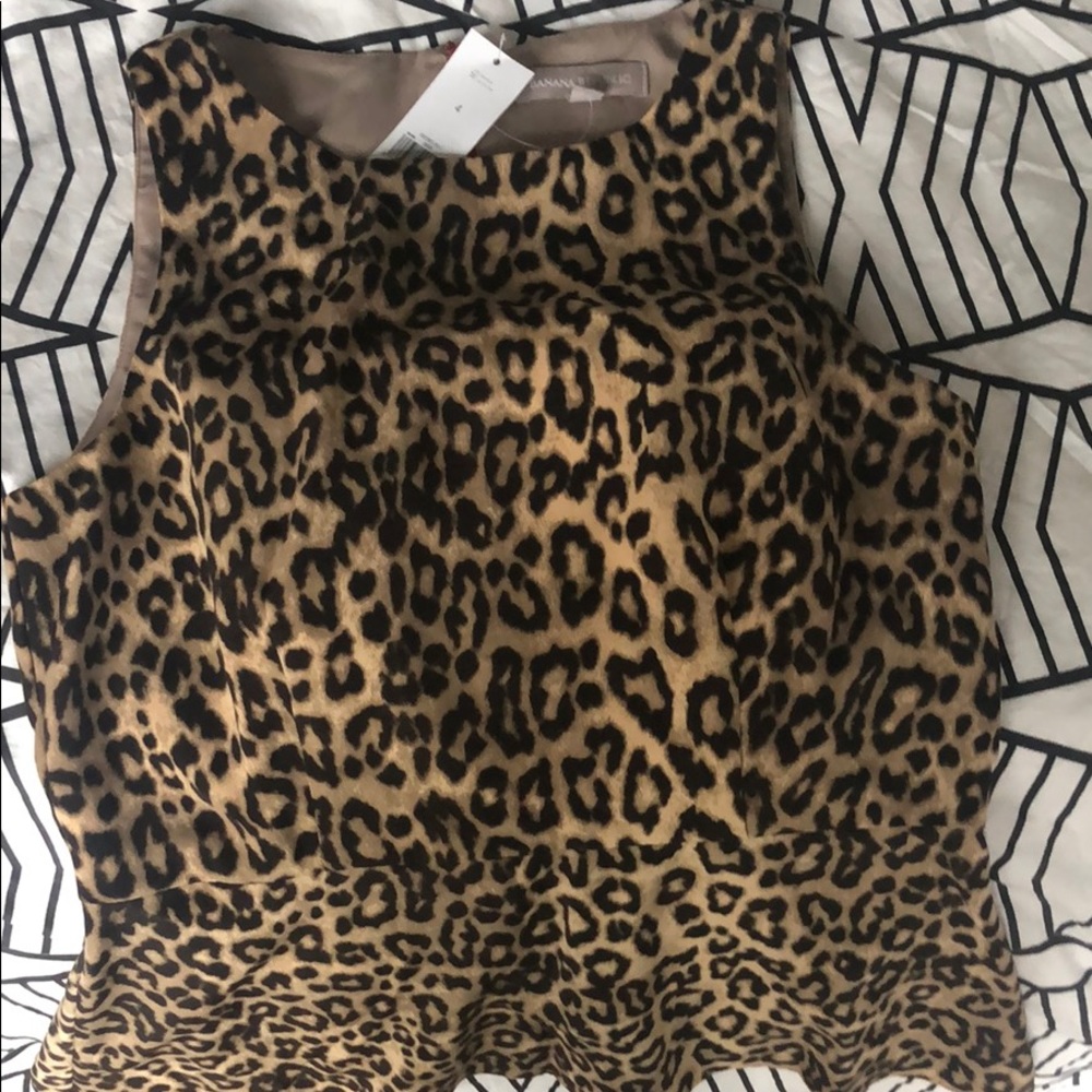 Banana Republic Leopard Tank Blouse. Size 4 NWT